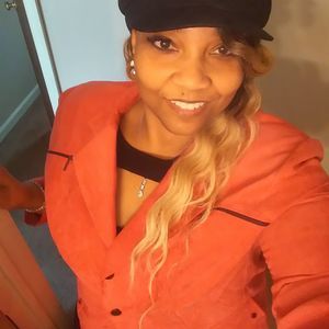 Meet your Posher, Ursula